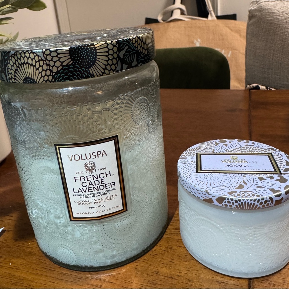 Voluspa French Cade Lavender and Mokara Candle Set - Cream and Gold